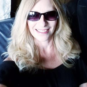 Meet your Posher, Tonya